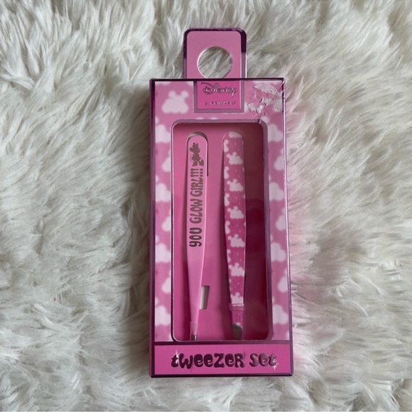 Disney Other - Disney Minnie Mouse Pink 2 Pack Tweezer Set New in Box